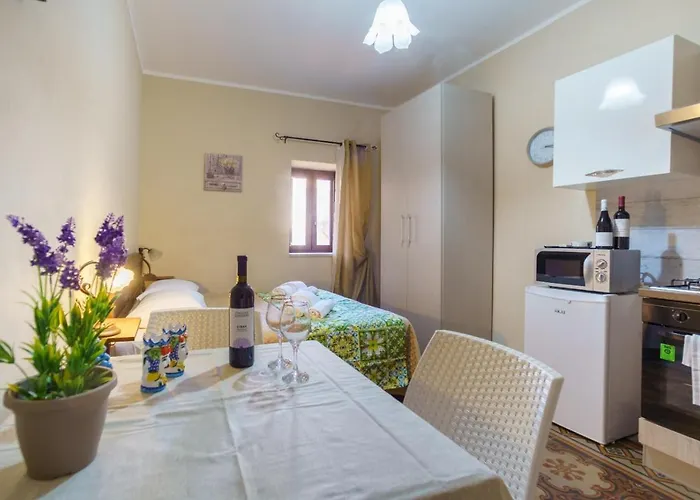 Daire Domus Aurea Cefalù