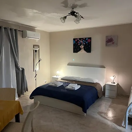 Apartment Domus Aurea *